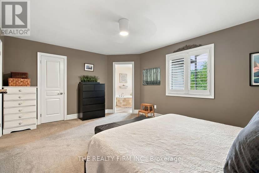 47 Greyrock Crescent — photo 23 of 40