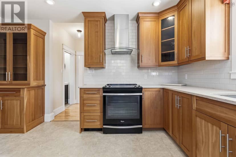 19 Bayers Mill Road — photo 9 of 40