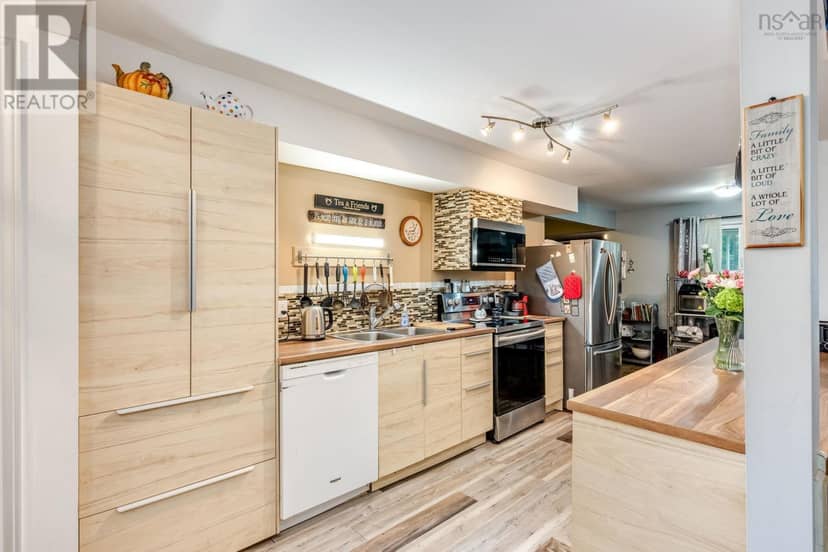 266 Hall Road, South Greenwood, photo 6