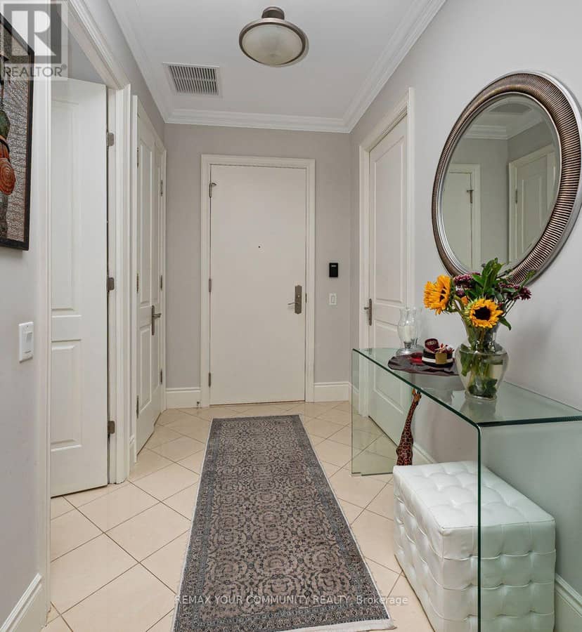 520 - 10101 Yonge Street, Richmond Hill, photo 5