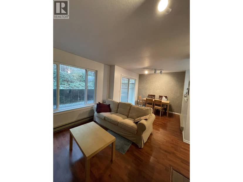 2736 ATLIN PLACE, Coquitlam, photo 2