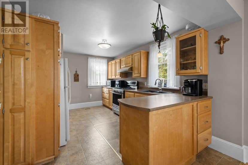 182 Duke Street — photo 12 of 40