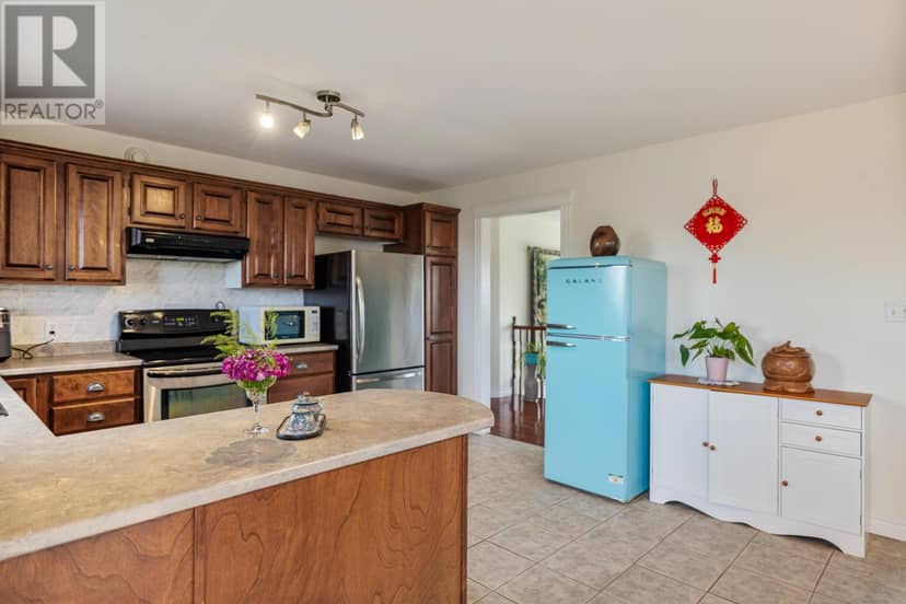 16 Bramwell Street — photo 12 of 37