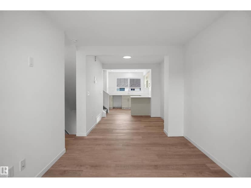 #10 531 Merlin LD NW, Edmonton, photo 5