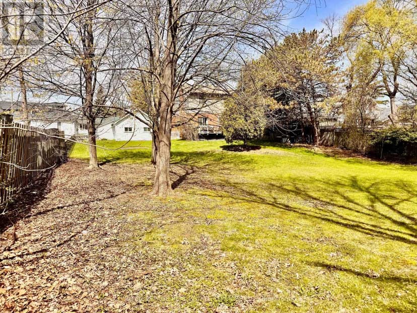 2386 Sovereign Street — photo 5 of 17
