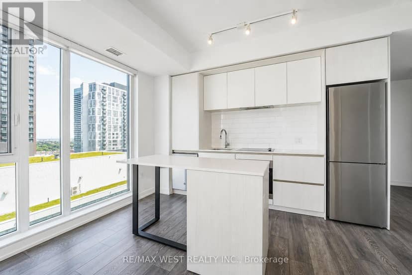 1511 - 225 Sumach Street — photo 2 of 14