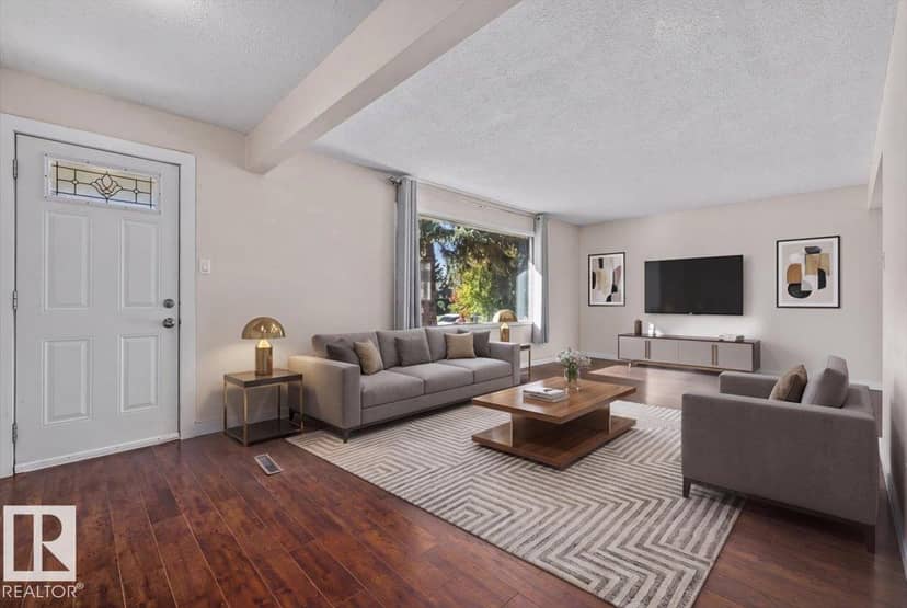 11516 44 AV NW, Edmonton, photo 2