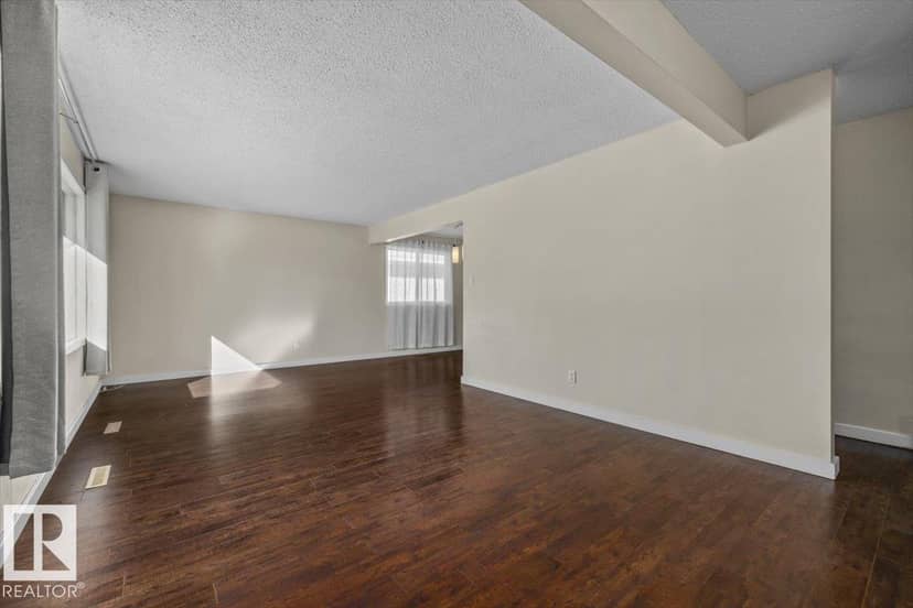 11516 44 AV NW, Edmonton, photo 5