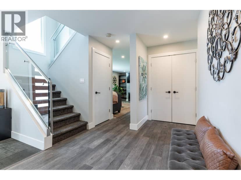 5365 MAPLE CRESCENT, Delta, photo 7