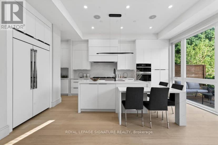 339 Broadway Avenue — photo 12 of 40