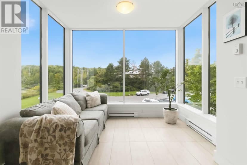 207 220 Waterfront Drive — photo 18 of 40