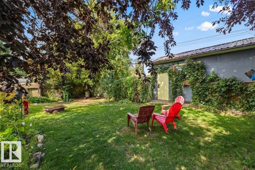 4648 113 AV NW — photo 38 of 40