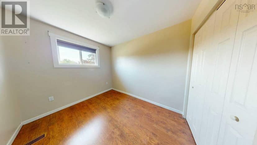 58B MacLellan Street — photo 10 of 15