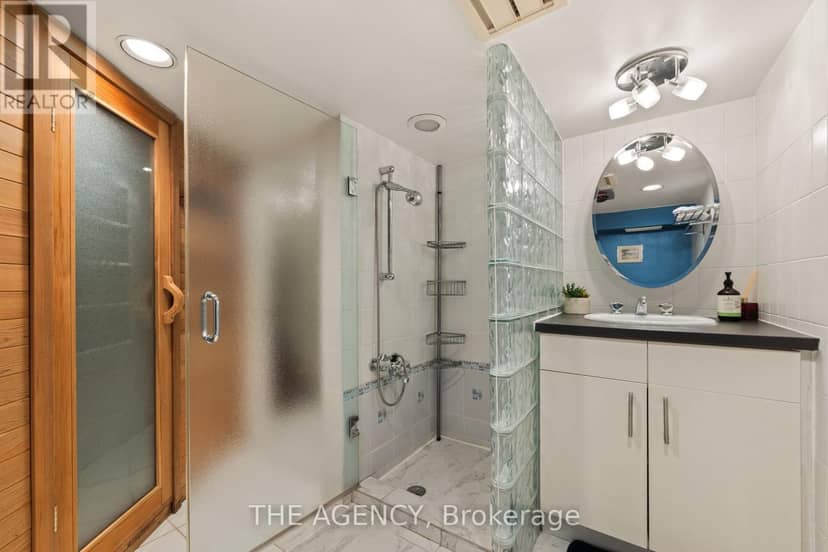 111 Seaton Street — photo 27 of 32