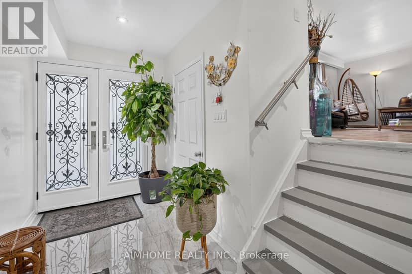 166 Guildwood Parkway — photo 8 of 40