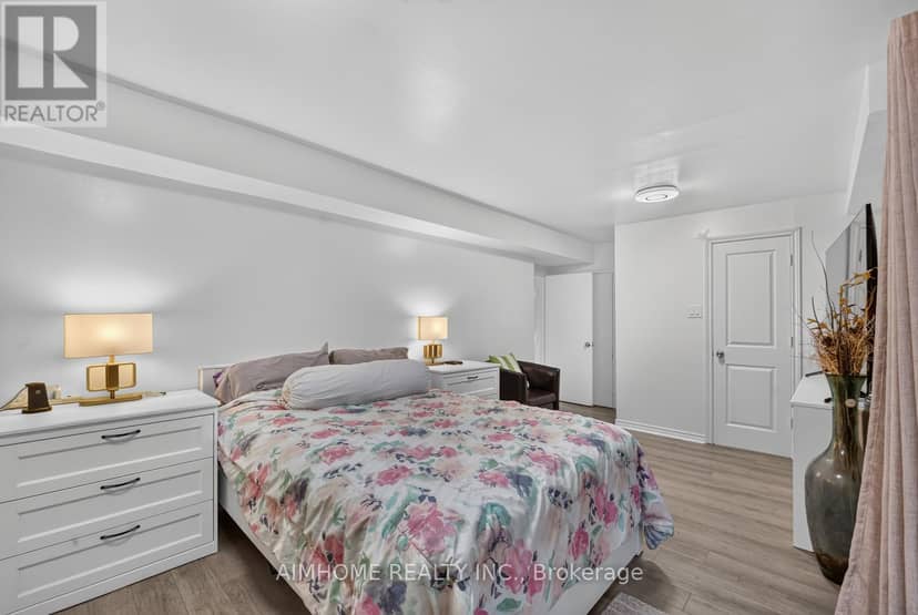 166 Guildwood Parkway — photo 17 of 40