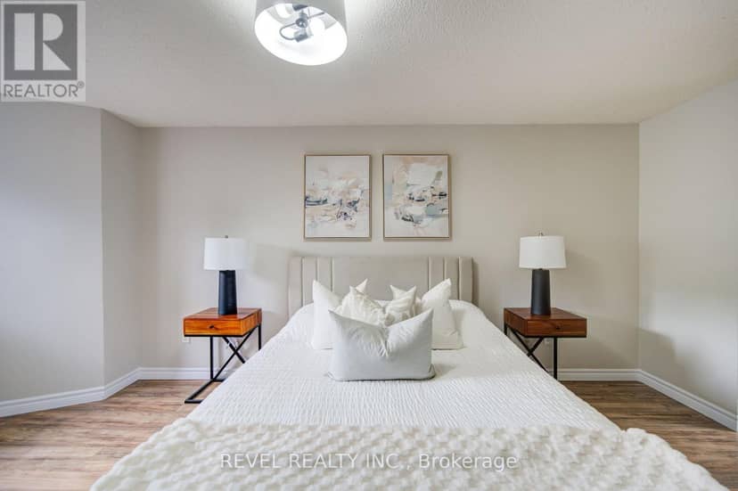 2141 Theoden Court — photo 21 of 40
