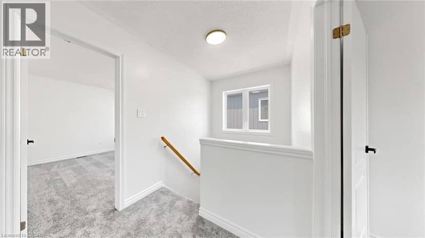 951 ADAMS Avenue S — photo 13 of 37