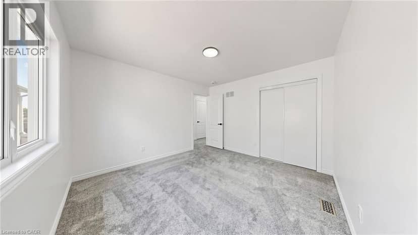 951 ADAMS Avenue S — photo 24 of 37