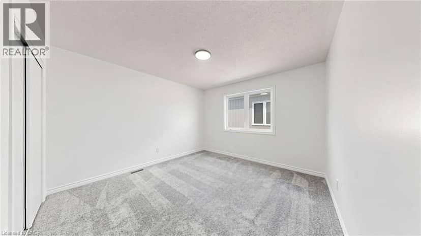951 ADAMS Avenue S — photo 23 of 37