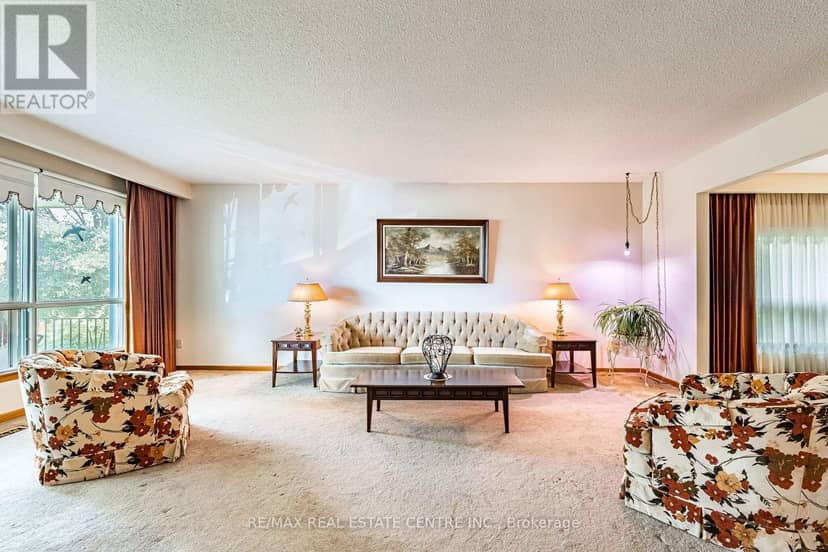 86 Jade Crescent — photo 10 of 40