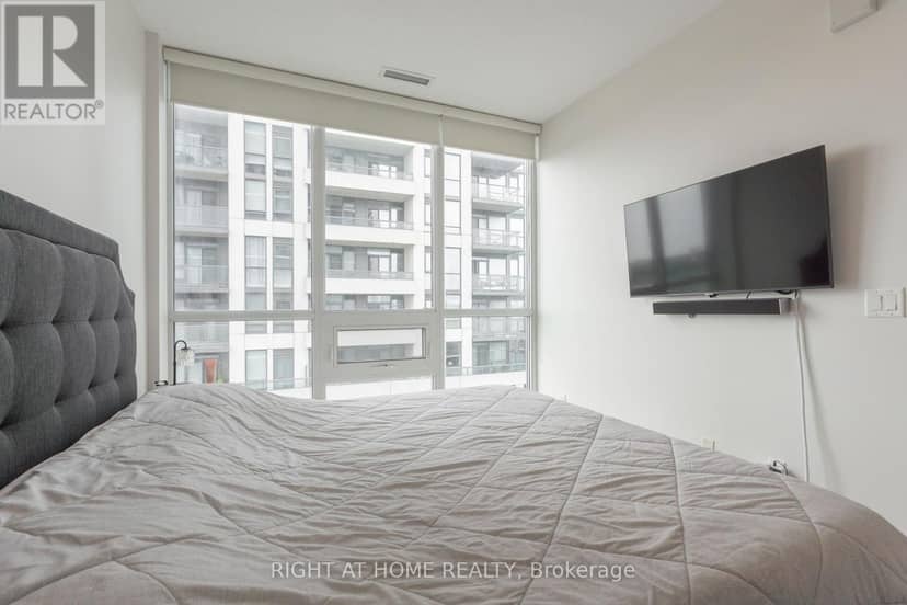 618 - 1185 The Queensway — photo 11 of 29