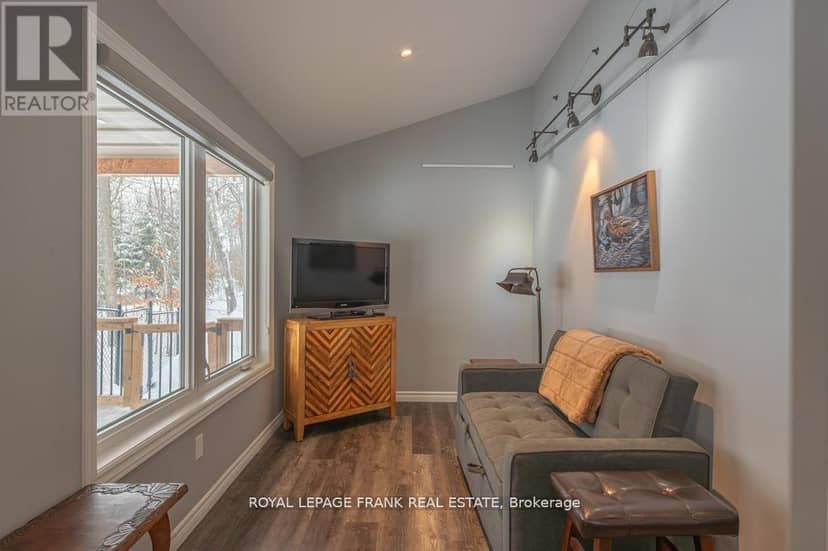 24 Ted's Lane — photo 7 of 40