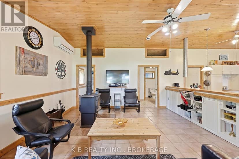 387 Christian Lane — photo 10 of 40