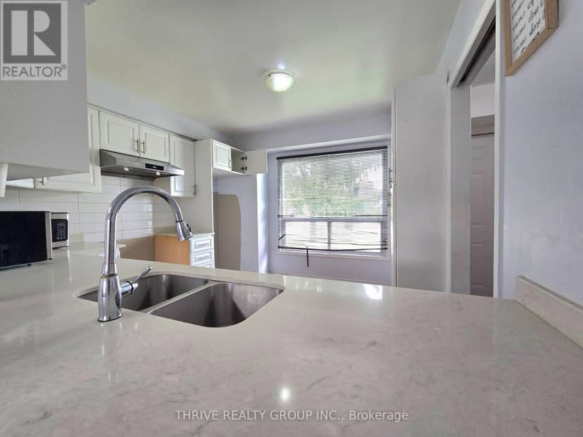 67 - 595 Third Street, London East, photo 3