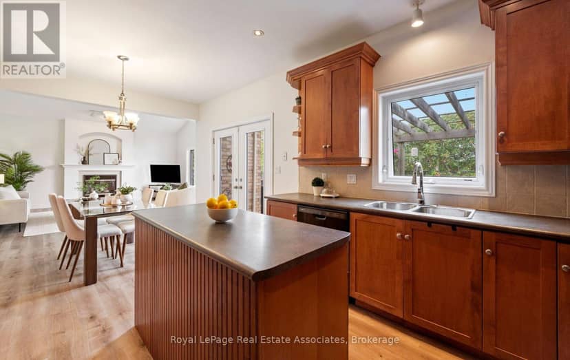 17 Nelles Street — photo 25 of 40