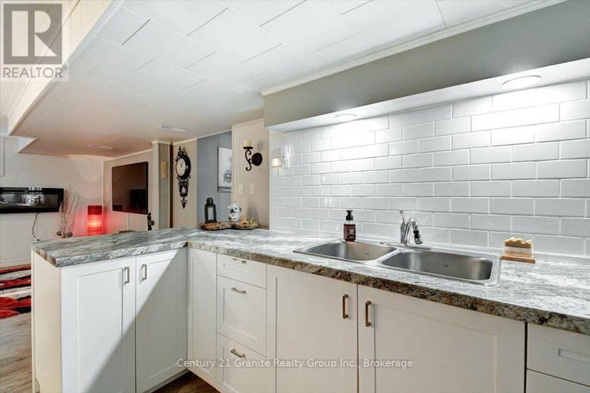 5 Forest Hill Road — photo 39 of 40