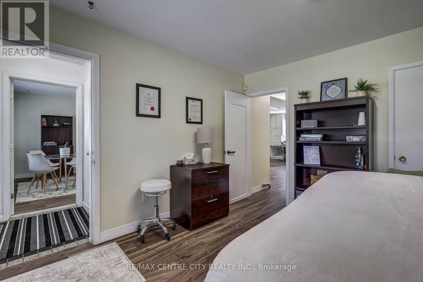 587 Lambton Street — photo 26 of 40