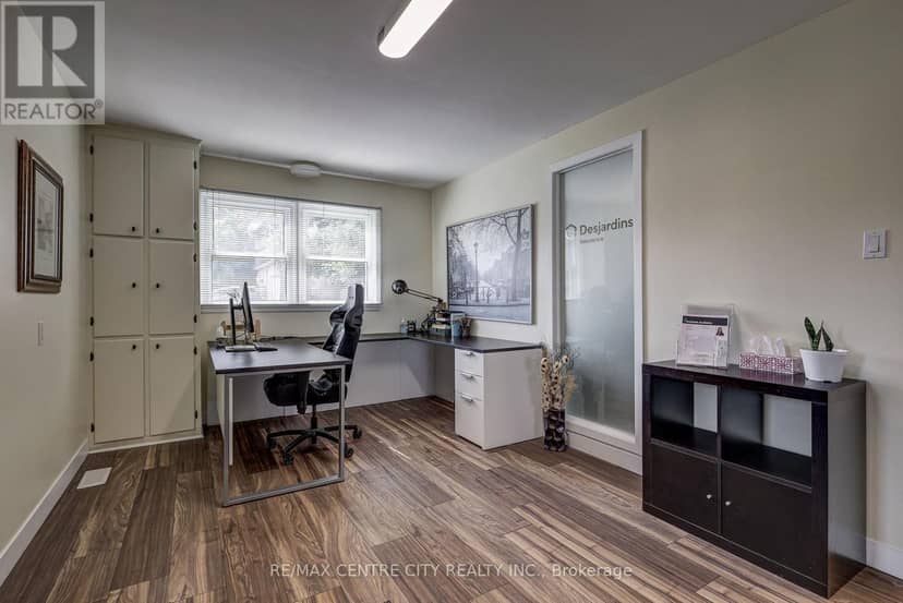 587 Lambton Street — photo 12 of 40