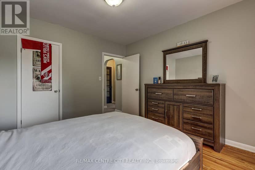 587 Lambton Street — photo 39 of 40