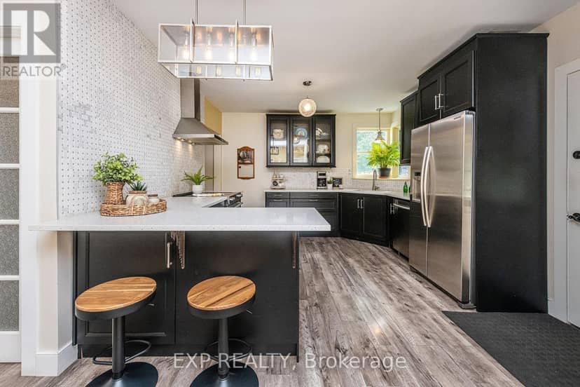 7 Third Avenue — photo 19 of 40
