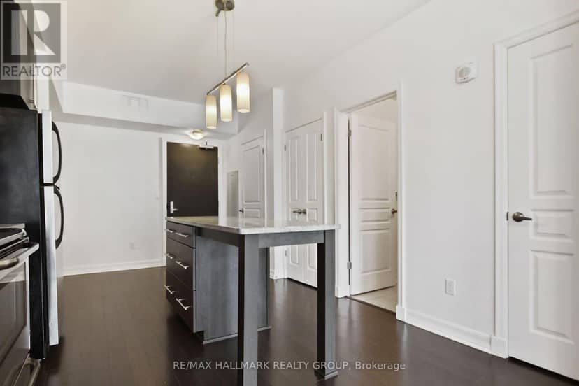 814 - 238 Besserer Street — photo 10 of 40