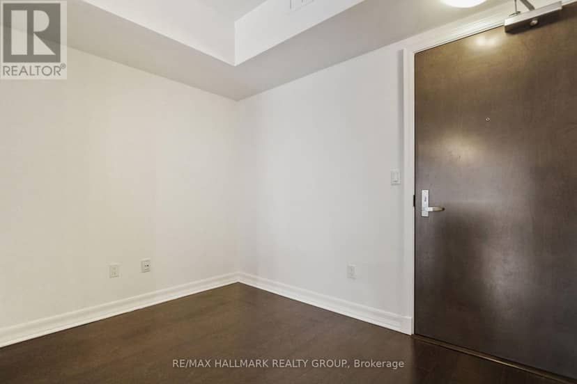 814 - 238 Besserer Street — photo 8 of 40