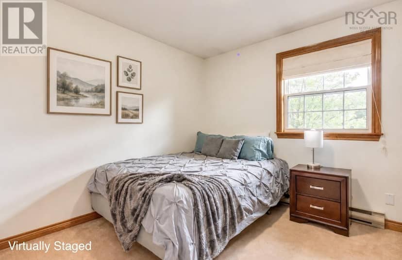 867 Julie Drive — photo 17 of 40