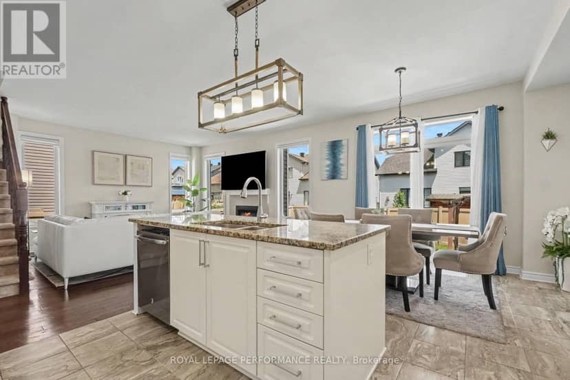 640 Bruxelles Street — photo 17 of 37