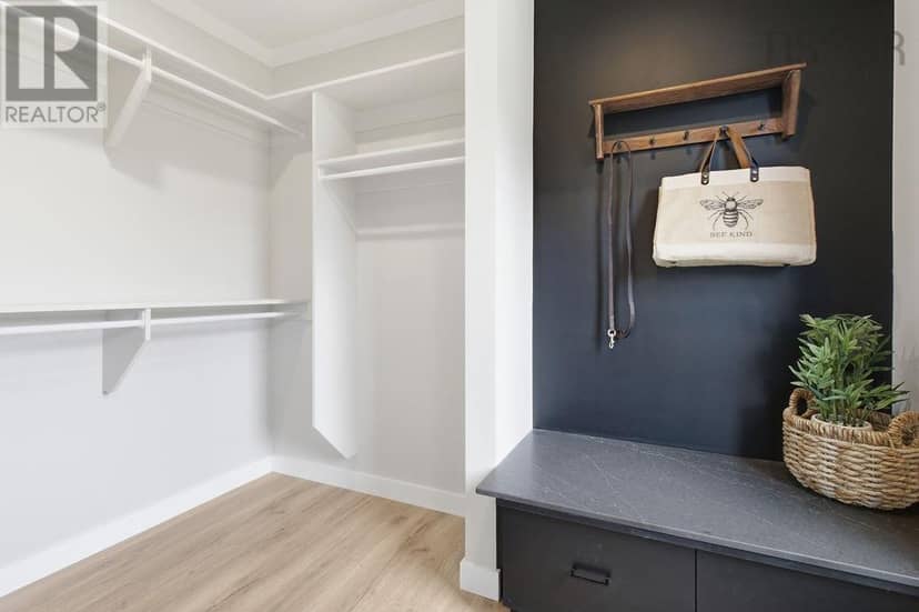 2875 Ostrea Lake Road — photo 17 of 21