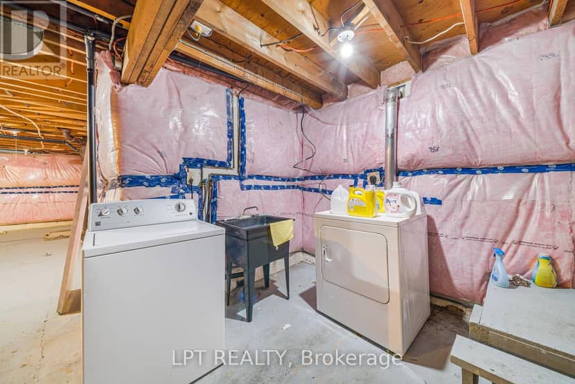 7156 Warden Avenue — photo 25 of 35
