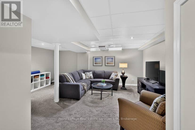 2300 Owlridge Drive — photo 31 of 40