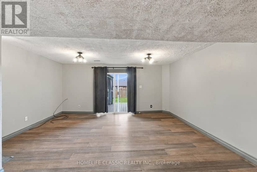 22 Frobisher Court — photo 25 of 28