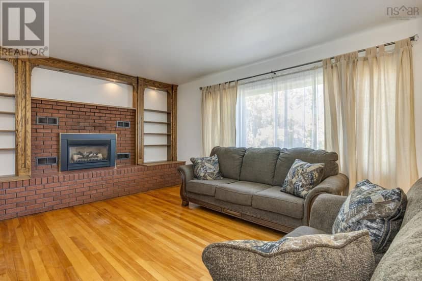 12 Cedar Street — photo 10 of 40