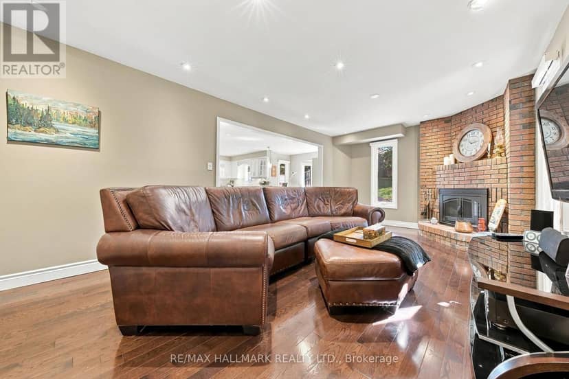 427 Melanie Crescent — photo 17 of 36
