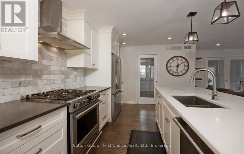 259 Briarhill Drive — photo 16 of 40