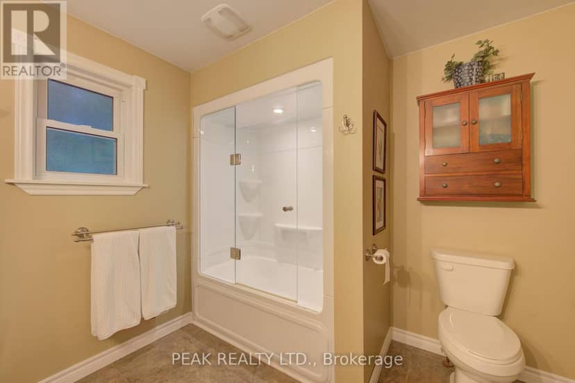 5421 King Street — photo 18 of 40