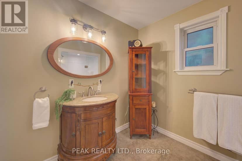 5421 King Street — photo 19 of 40