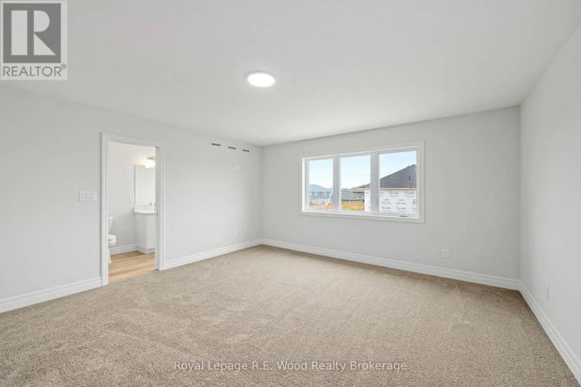 11 Hoylake Road — photo 20 of 33