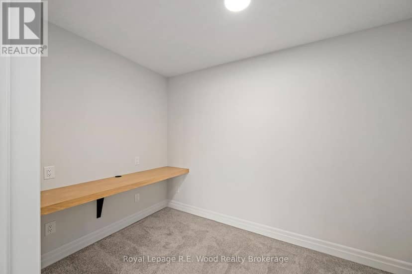 11 Hoylake Road — photo 21 of 33